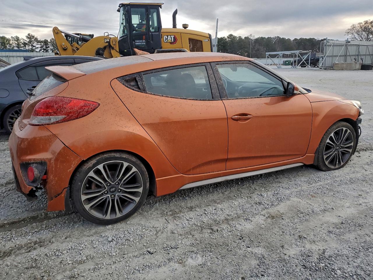 2016 HYUNDAI VELOSTER TURBO photo 5