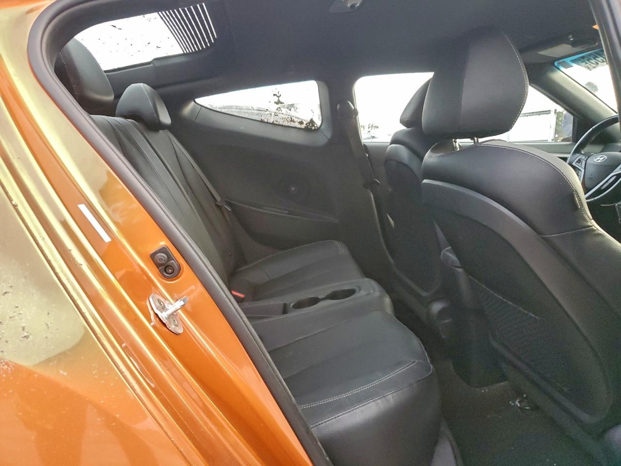 2016 HYUNDAI VELOSTER TURBO photo 19