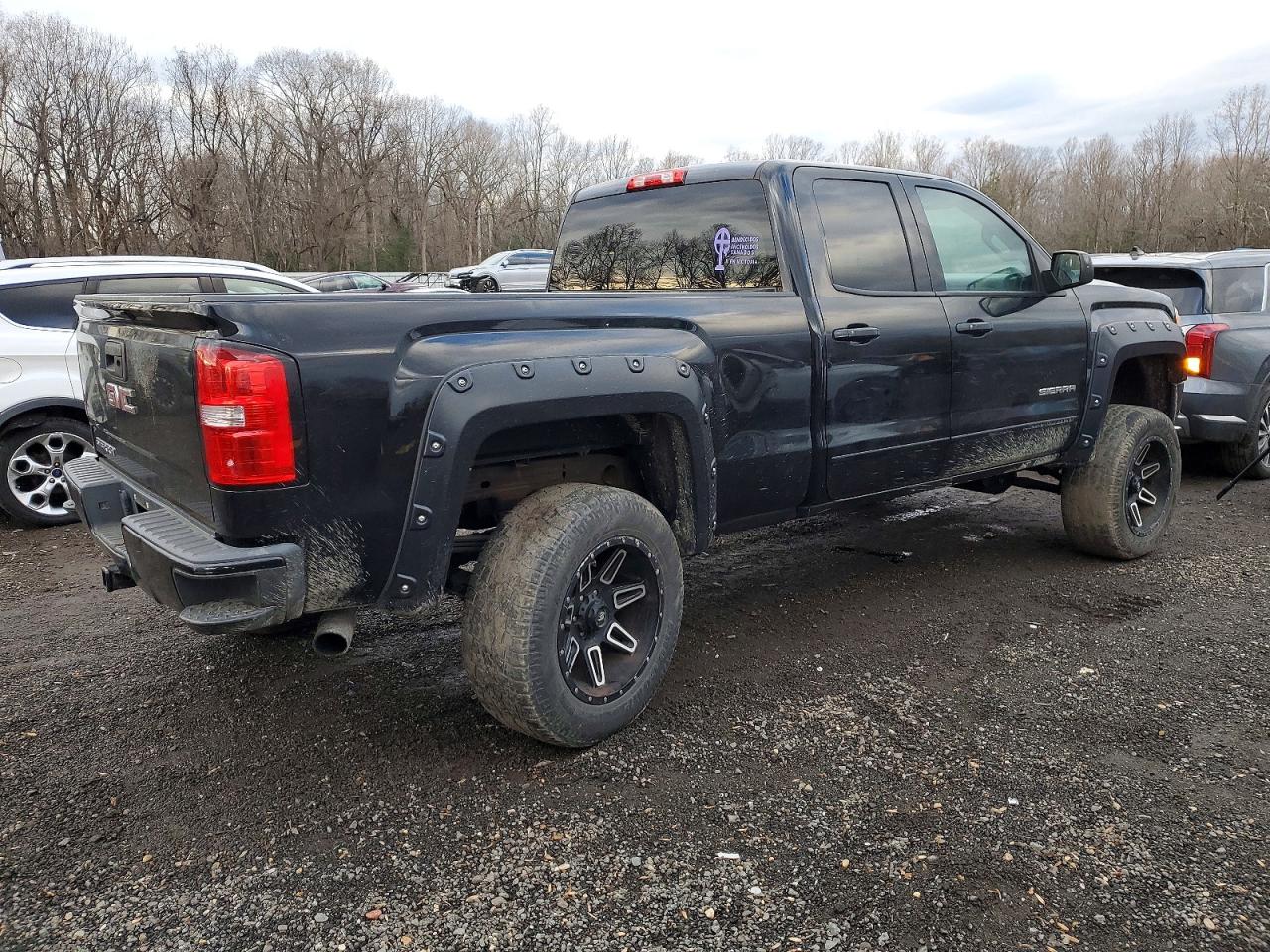 2015 GMC SIERRA C1500 photo 3