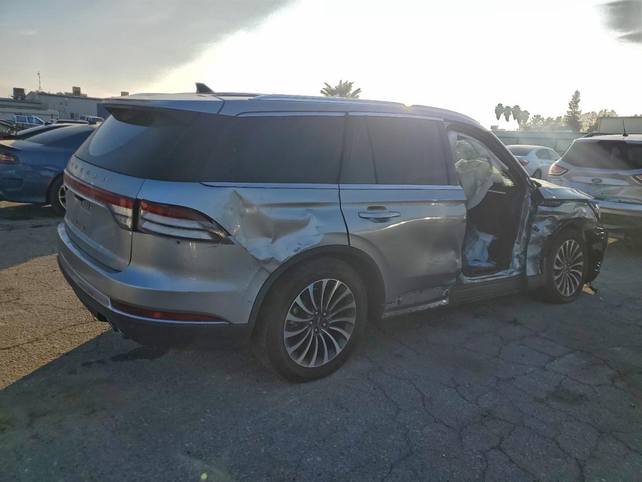2023 LINCOLN AVIATOR RESERVE photo 7