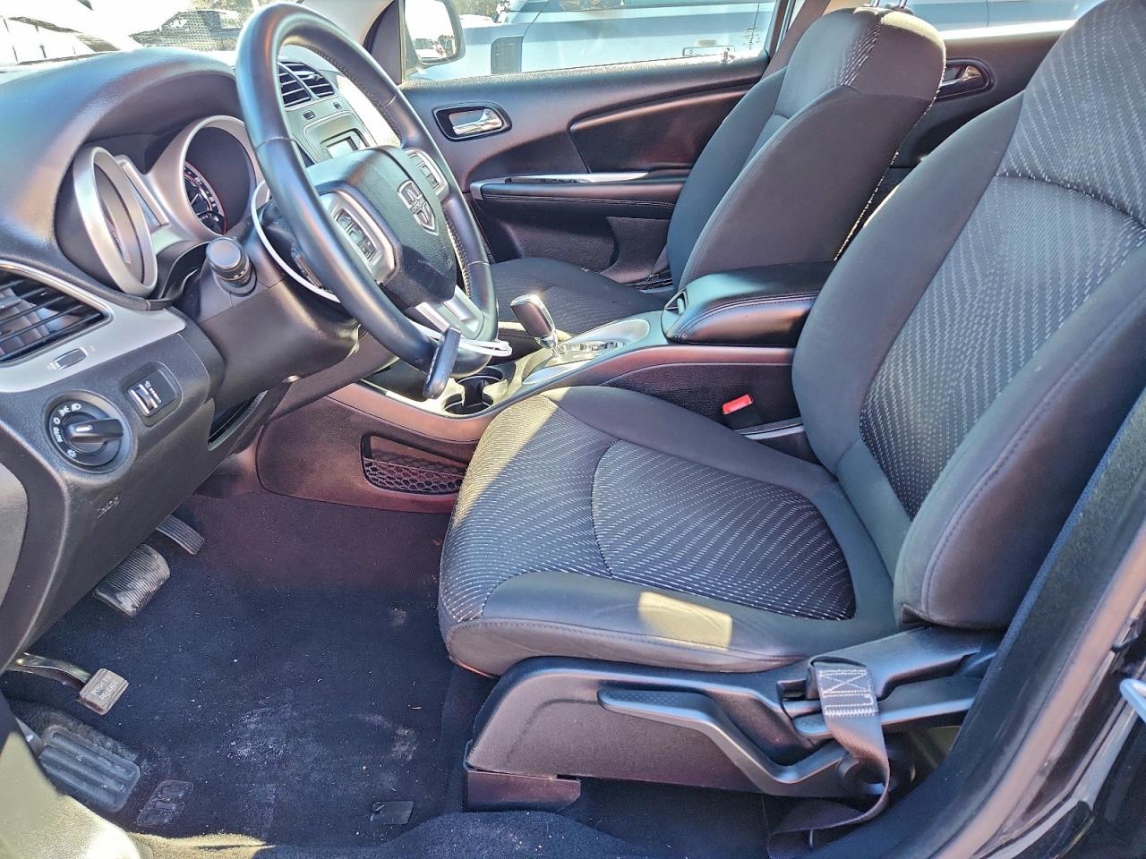 2017 DODGE JOURNEY SE photo 7