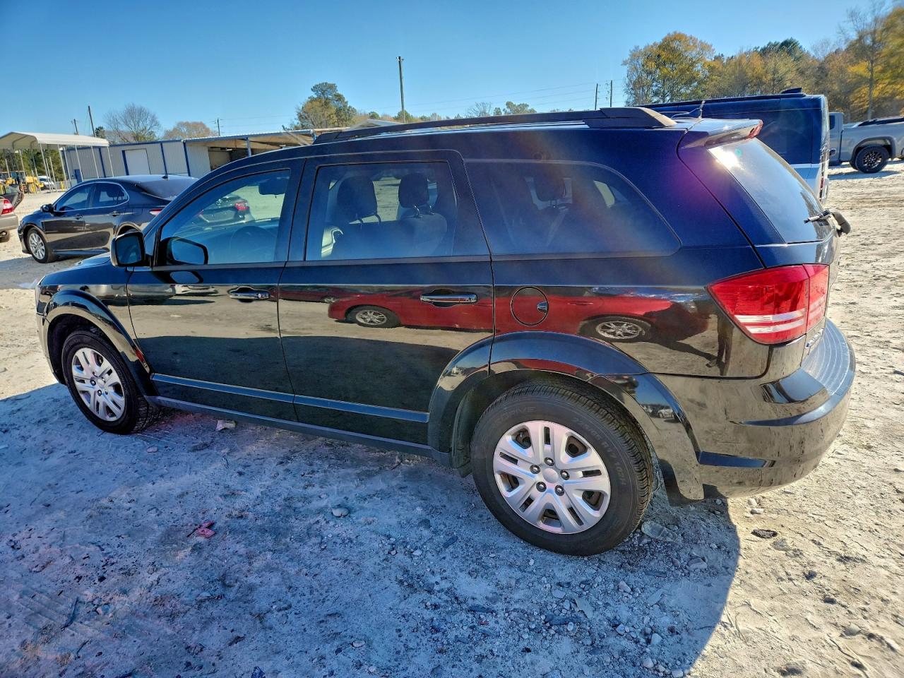 2017 DODGE JOURNEY SE photo 2