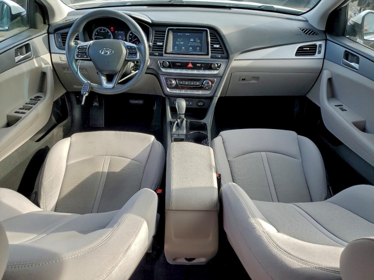 2018 HYUNDAI SONATA SE photo 15