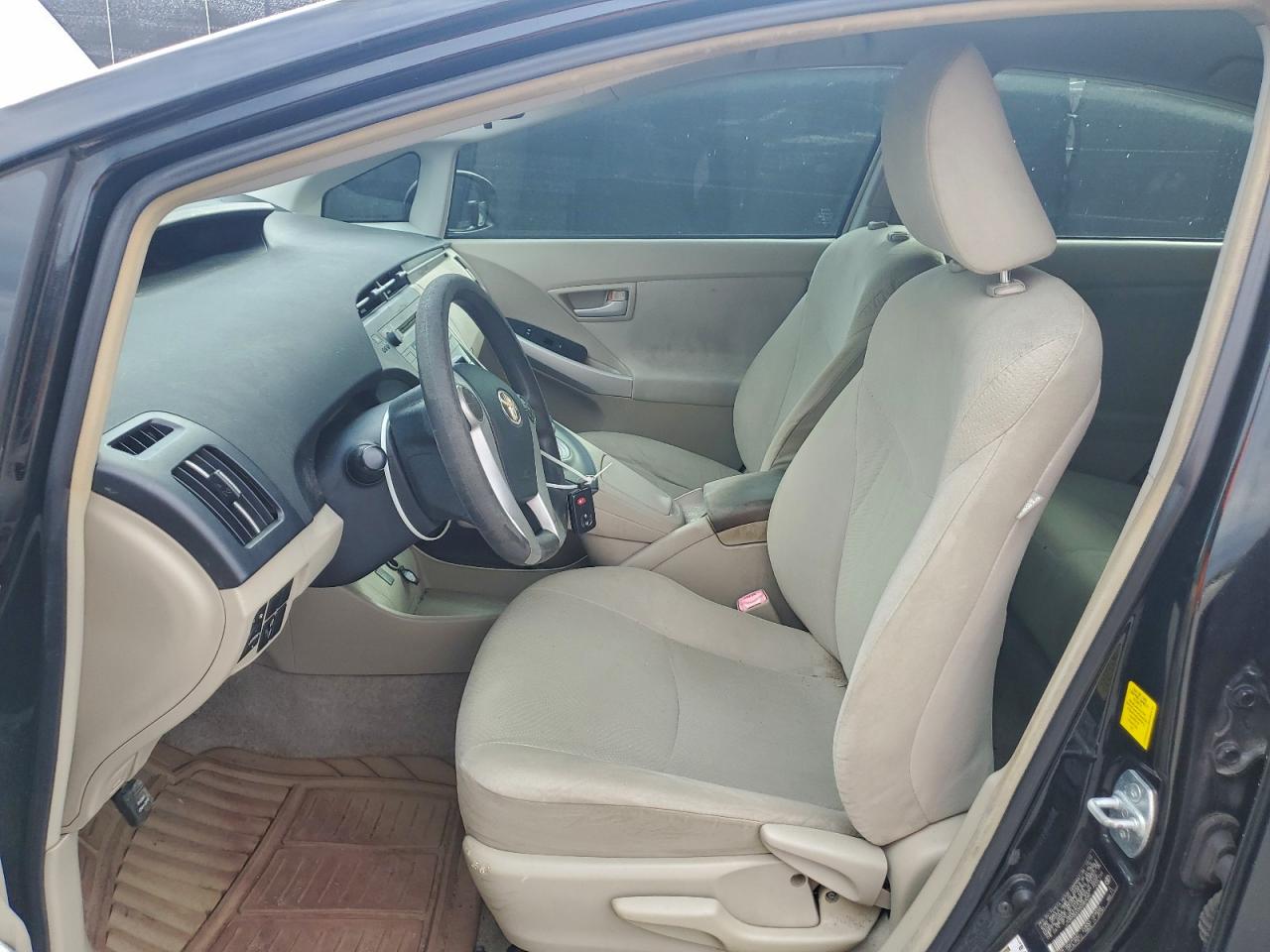 2011 TOYOTA PRIUS photo 13