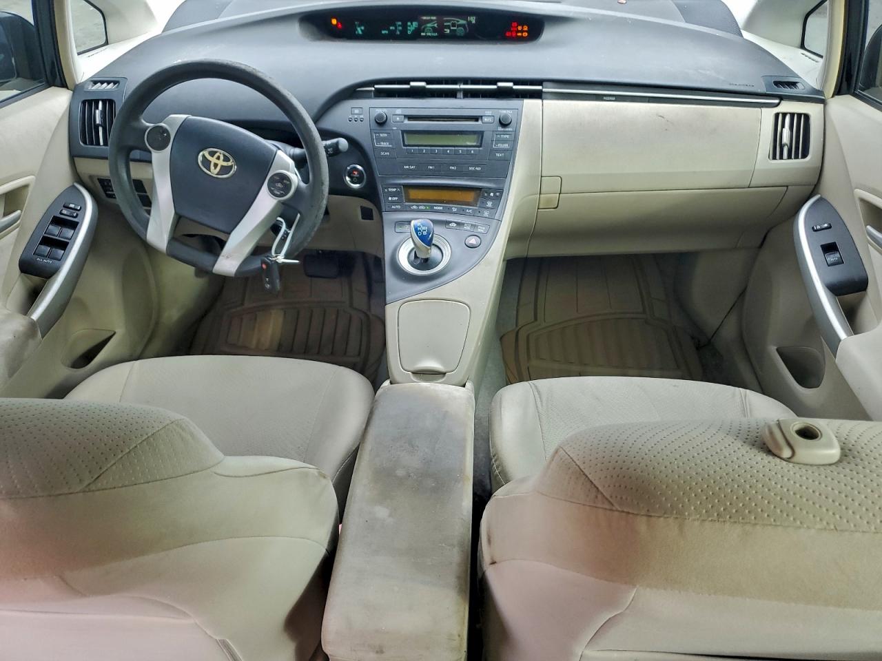 2011 TOYOTA PRIUS photo 15