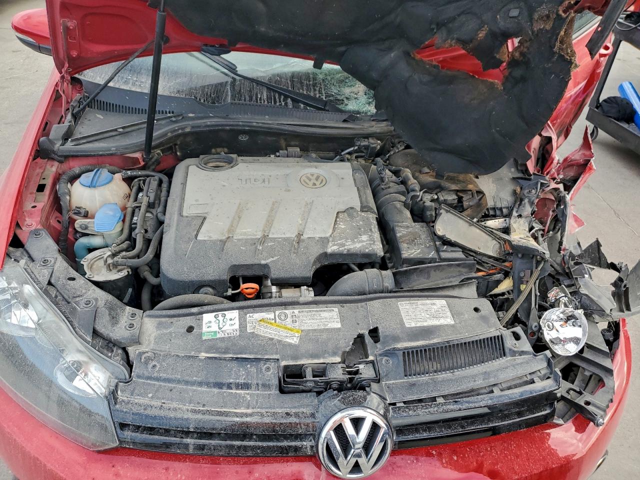 2012 VOLKSWAGEN GOLF photo 31