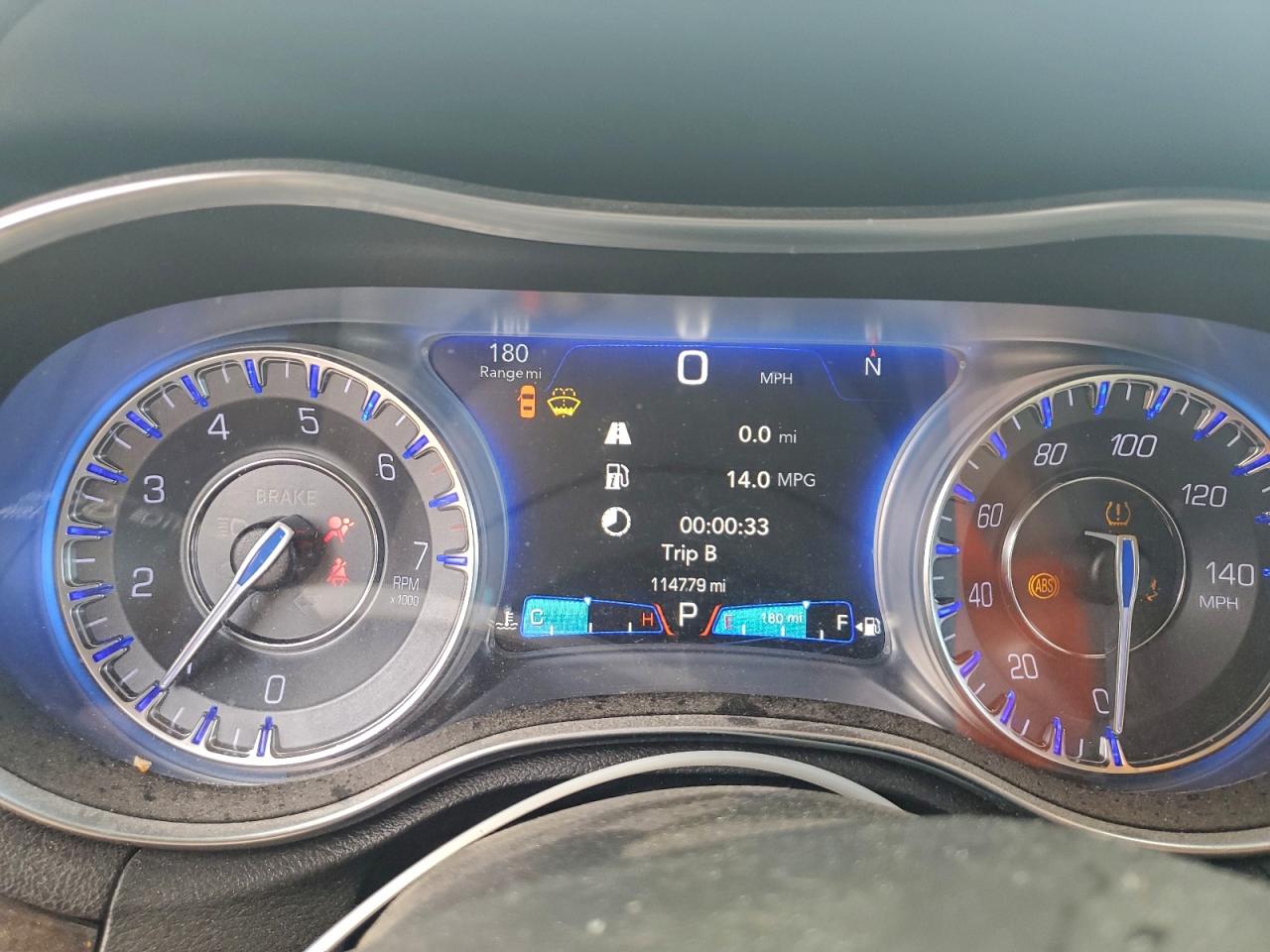 2018 CHRYSLER 300 LIMITED photo 17