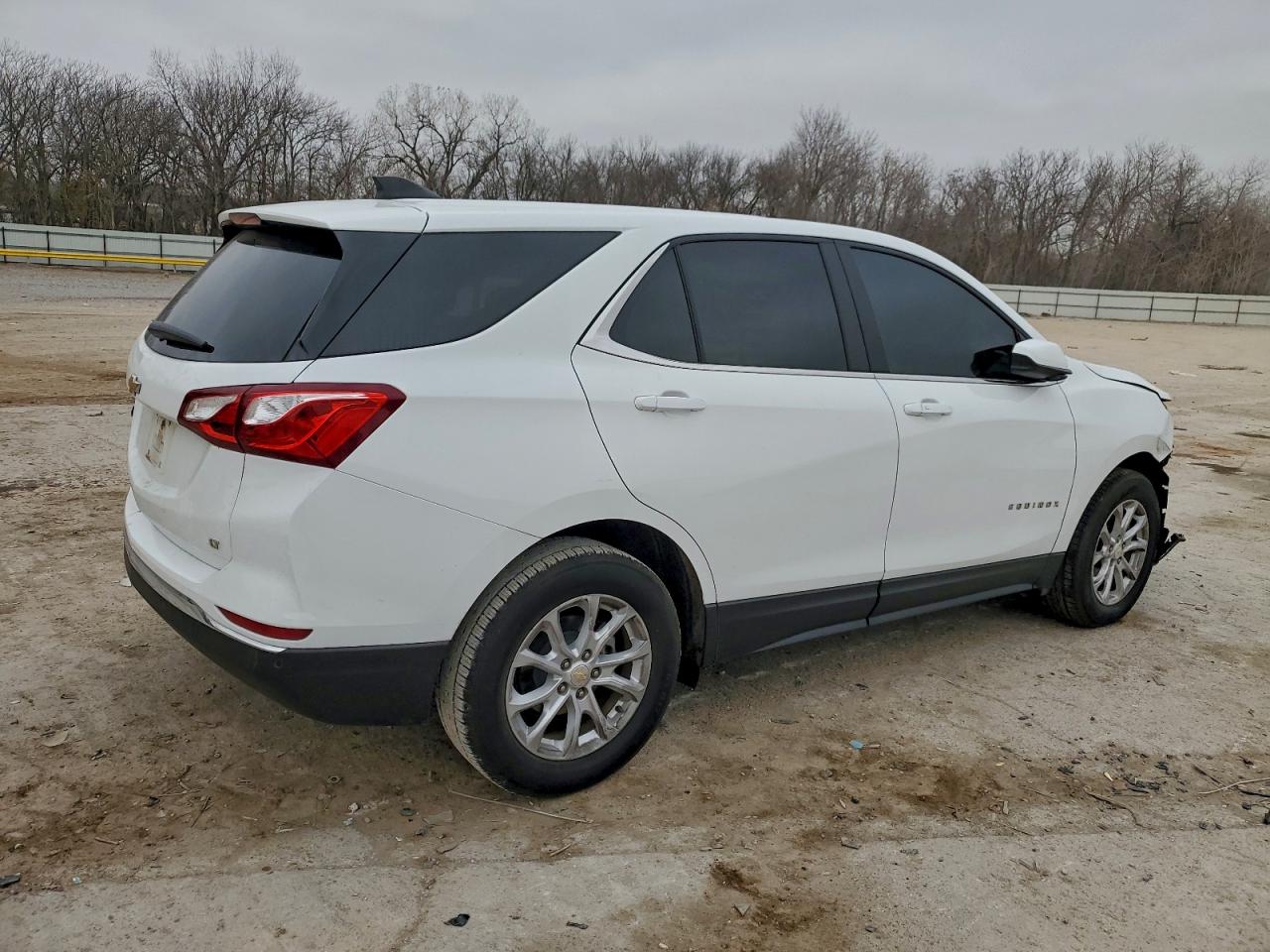 2021 CHEVROLET EQUINOX LT photo 5