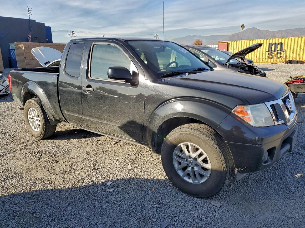 2019 NISSAN FRONTIER S photo 4