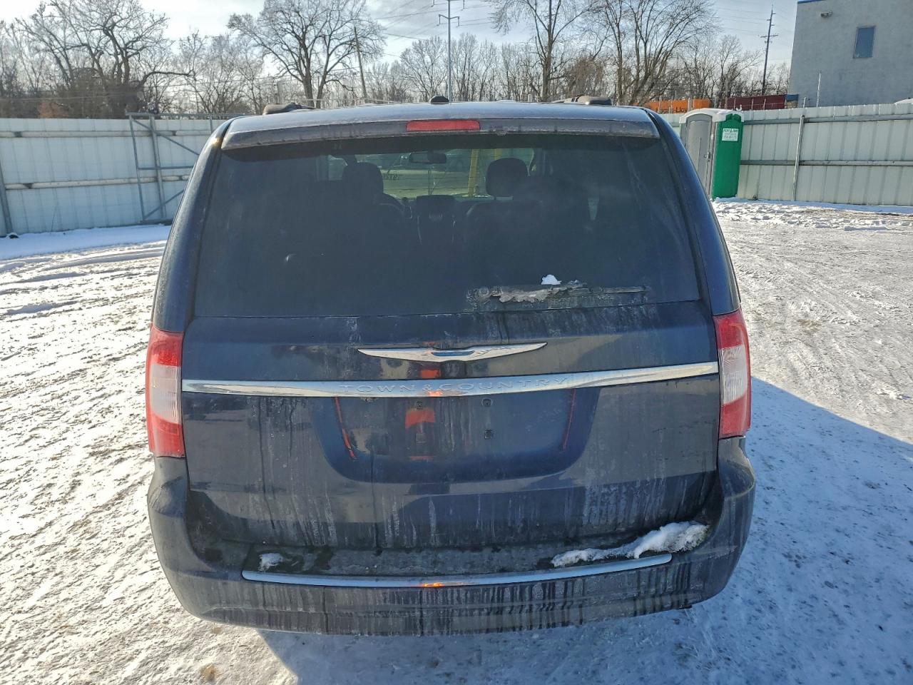 2013 CHRYSLER TOWN & COUNTRY TOURING photo 6