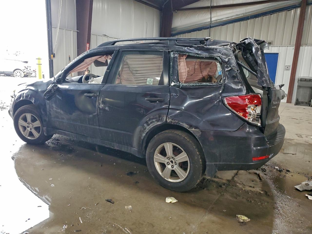 2011 SUBARU FORESTER 2.5X photo 3