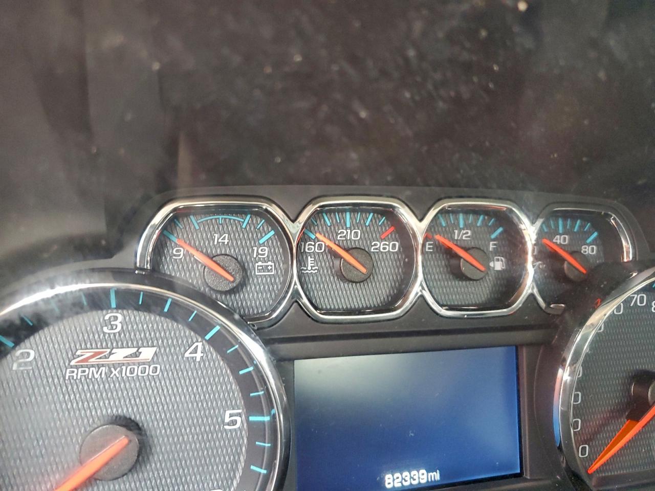 2018 CHEVROLET SILVERADO K1500 LT photo 9