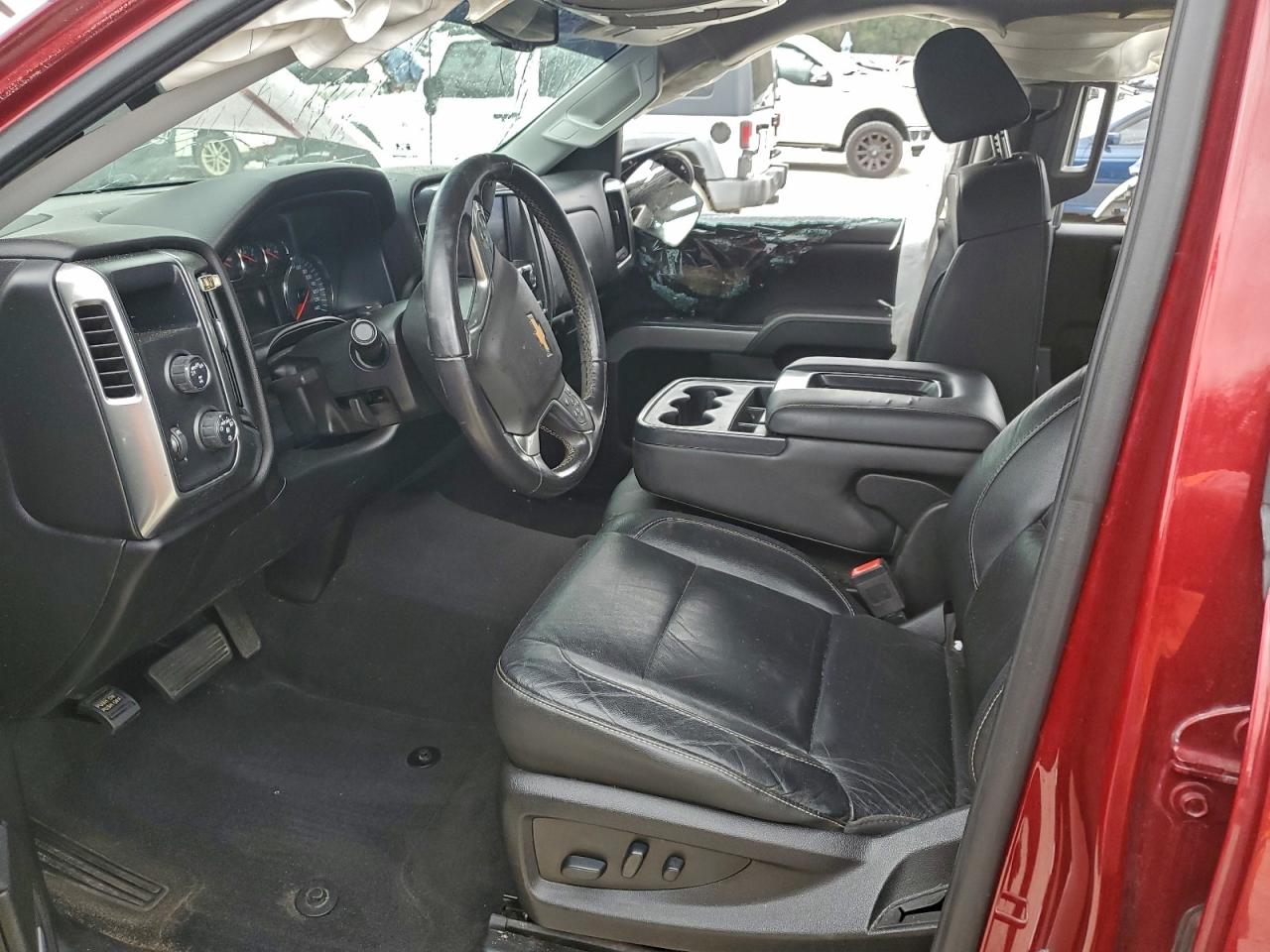 2018 CHEVROLET SILVERADO K1500 LT photo 7