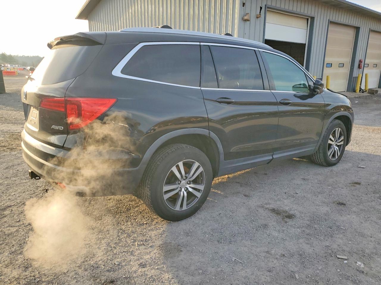 2016 HONDA PILOT EXL photo 3