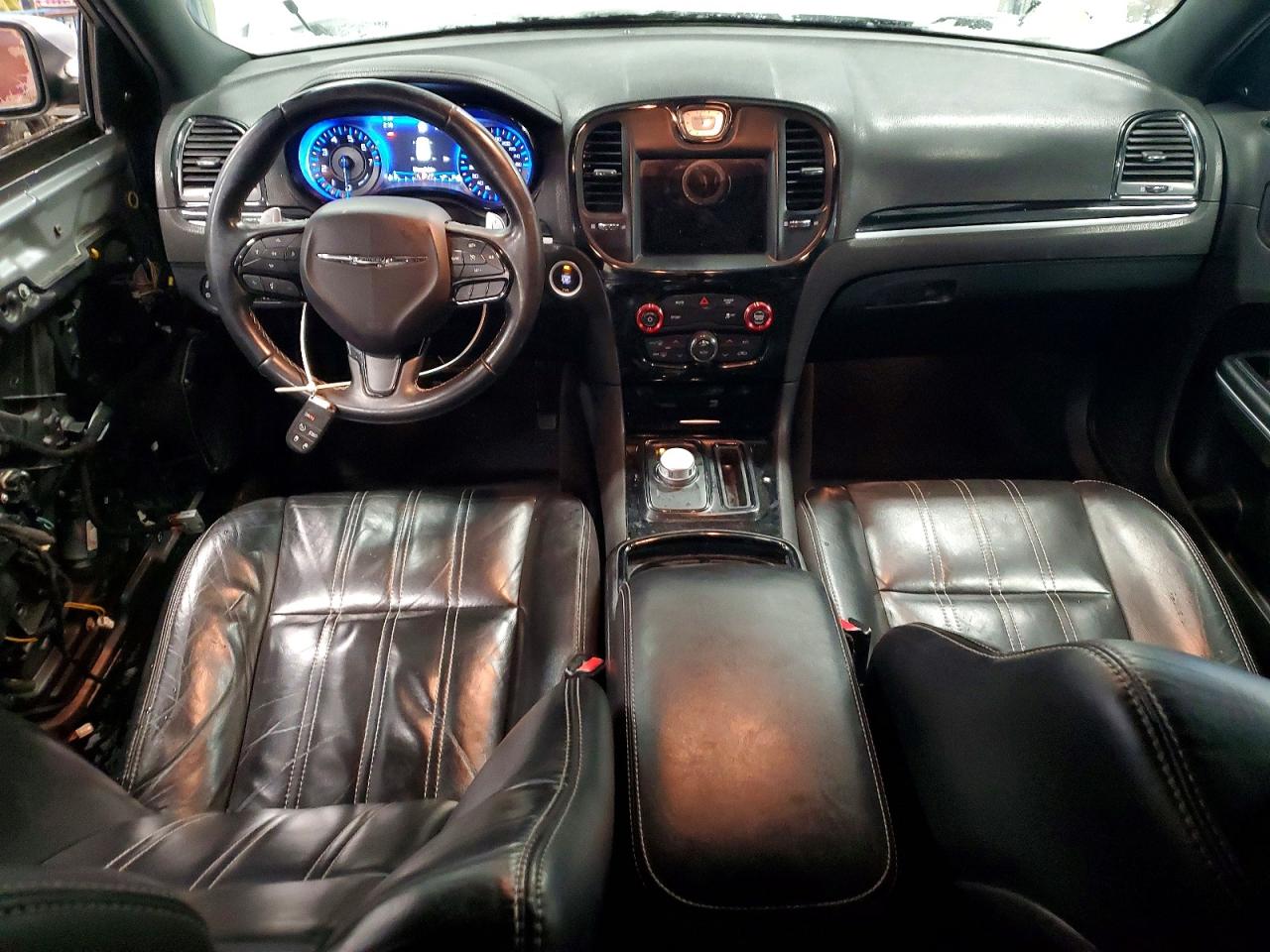 2018 CHRYSLER 300 S photo 8