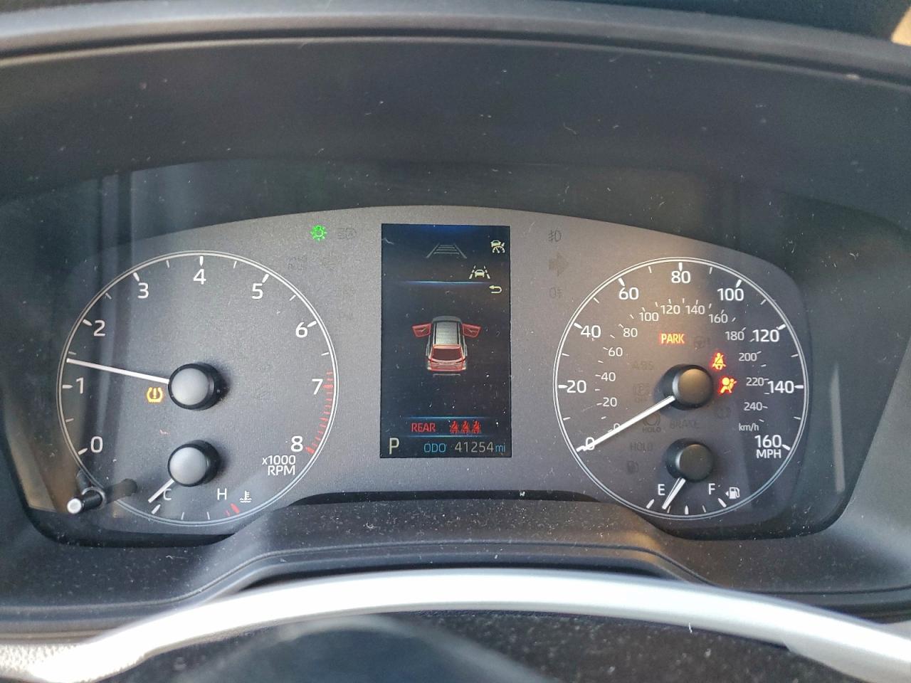 2024 TOYOTA COROLLA CROSS L photo 17