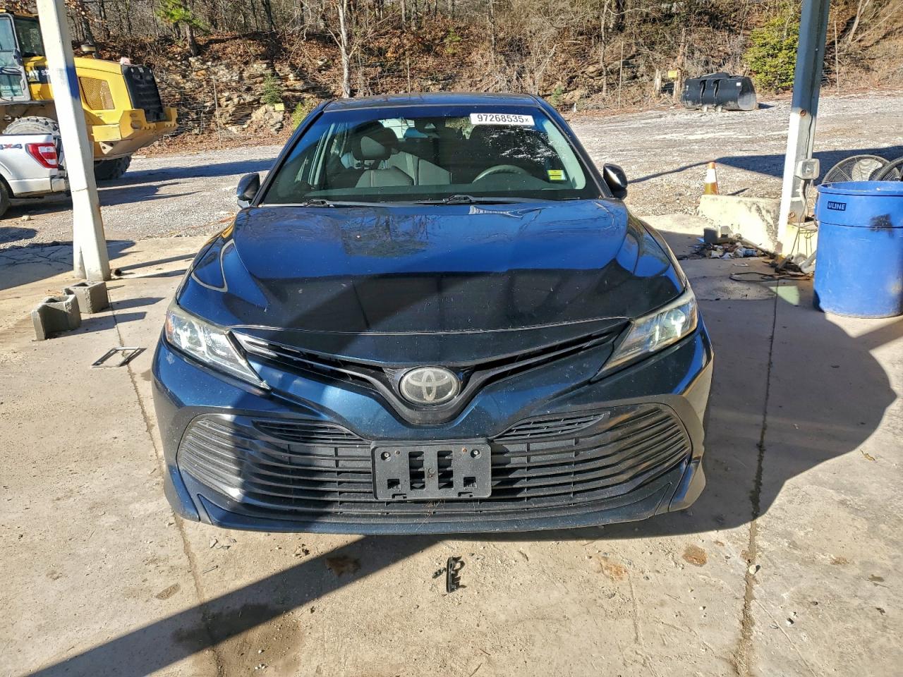 2018 TOYOTA CAMRY L photo 5