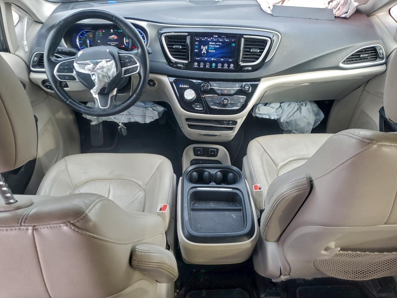 2019 CHRYSLER PACIFICA HYBRID TOURING L photo 8