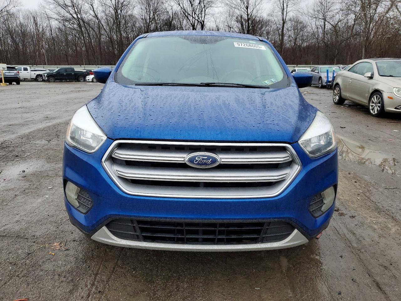 2017 FORD ESCAPE SE photo 5