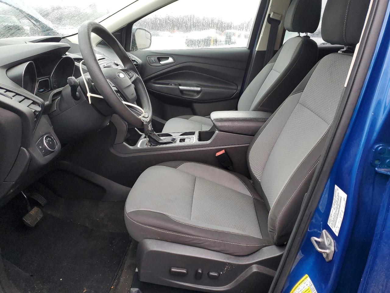2017 FORD ESCAPE SE photo 7