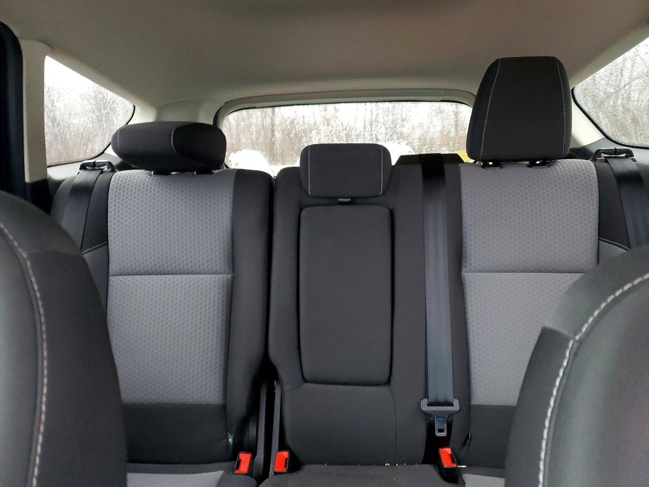2017 FORD ESCAPE SE photo 10