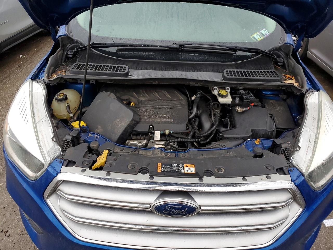 2017 FORD ESCAPE SE photo 12