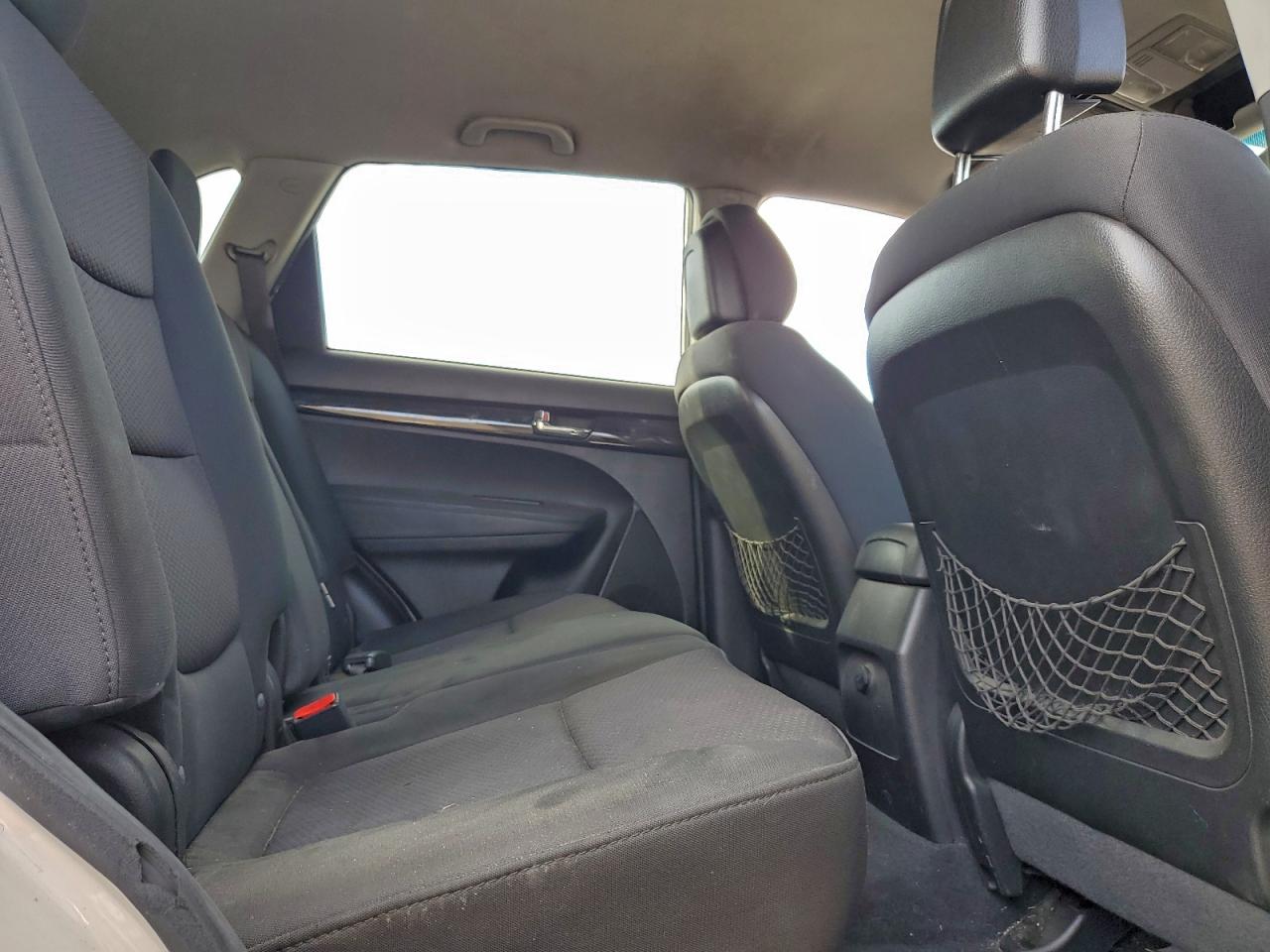 2011 KIA SORENTO BASE photo 21