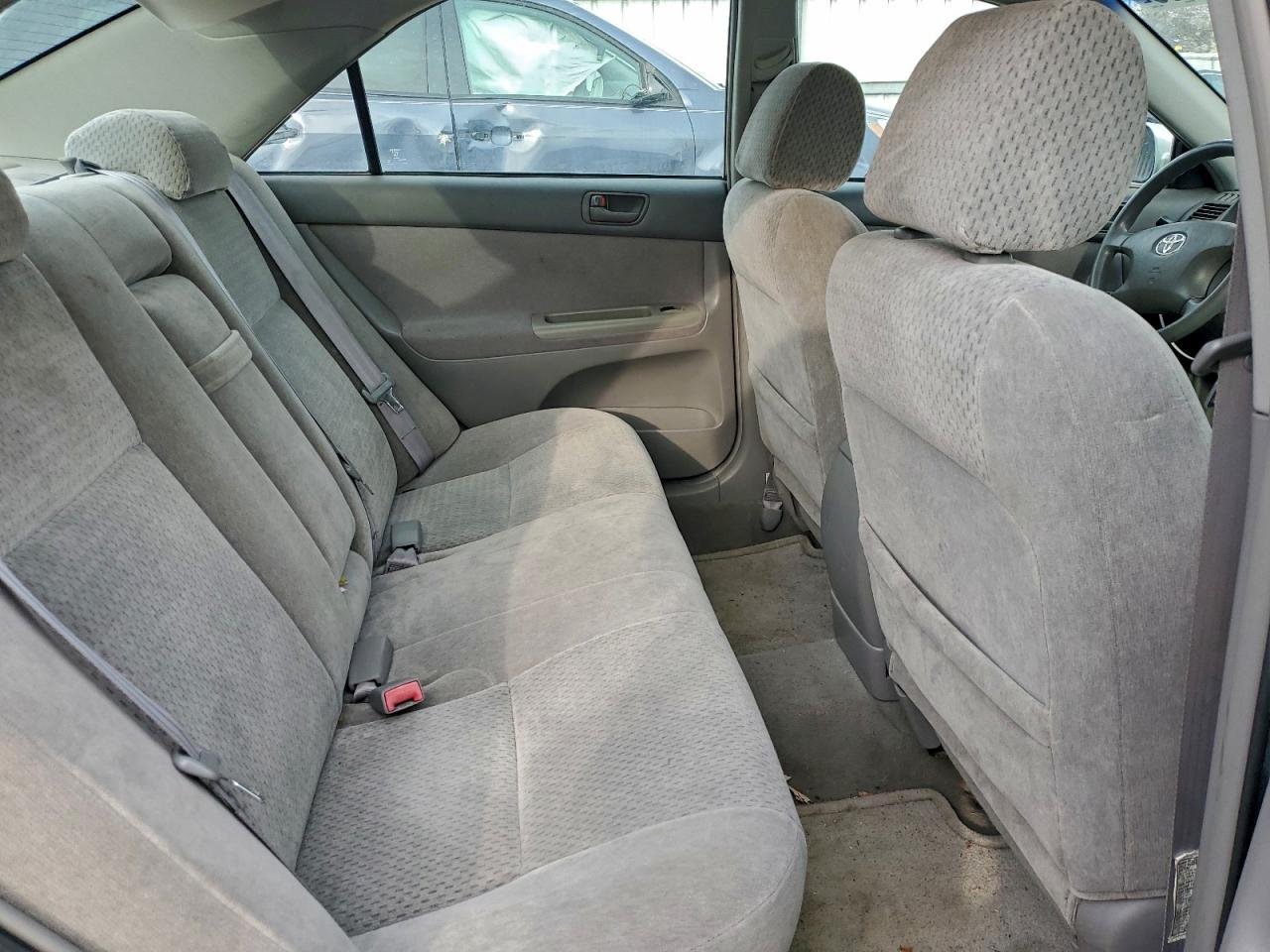2002 TOYOTA CAMRY LE photo 28