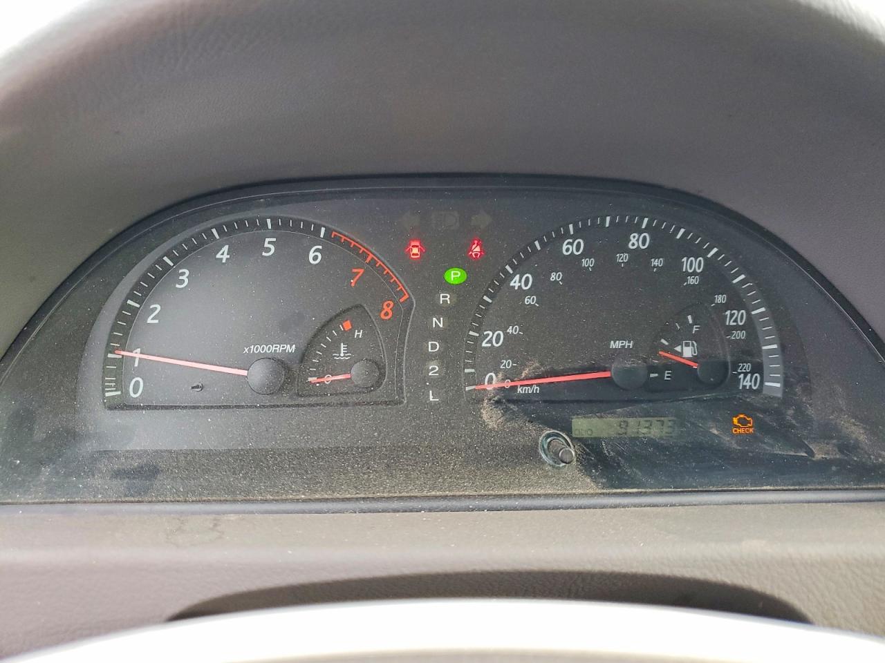 2002 TOYOTA CAMRY LE photo 25