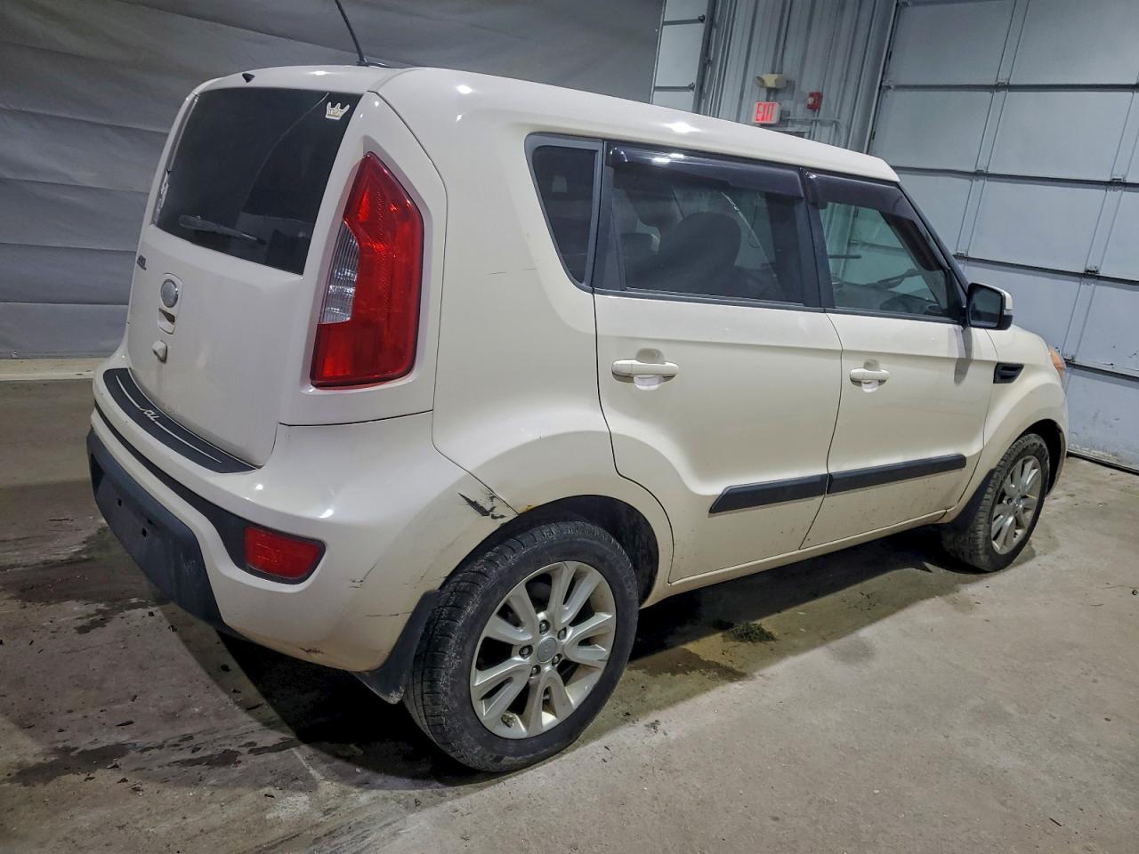 2013 KIA SOUL + photo 5