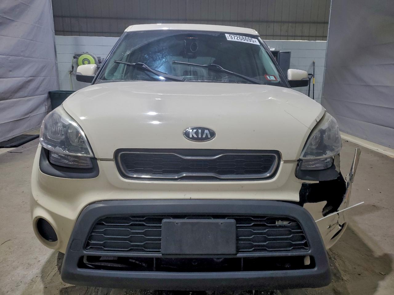 2013 KIA SOUL + photo 9