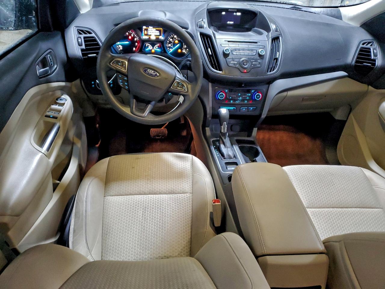2017 FORD ESCAPE SE photo 15