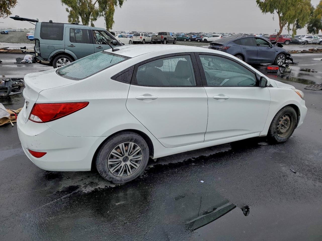 2015 HYUNDAI ACCENT GLS photo 7