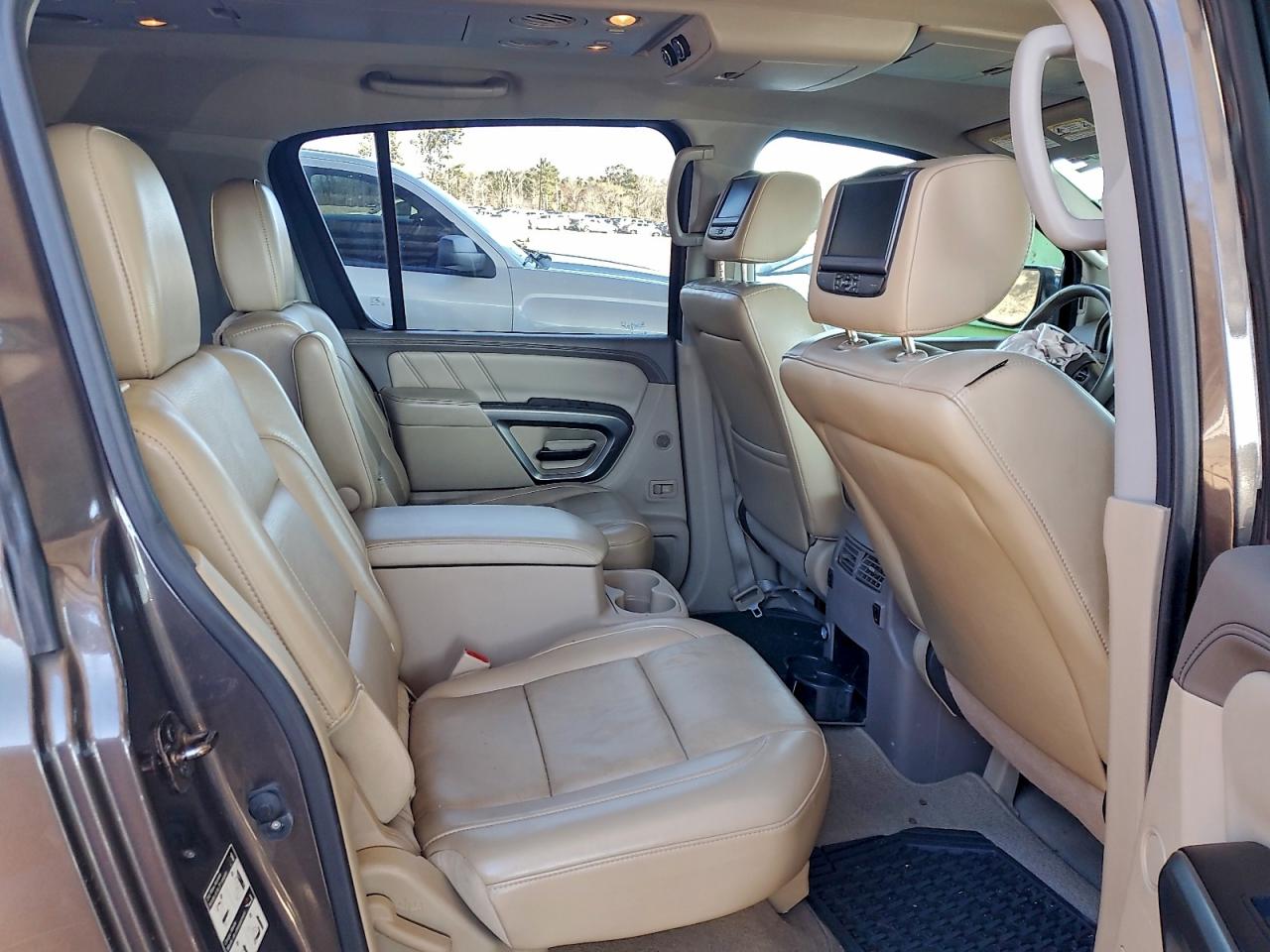 2015 NISSAN ARMADA PLATINUM photo 10