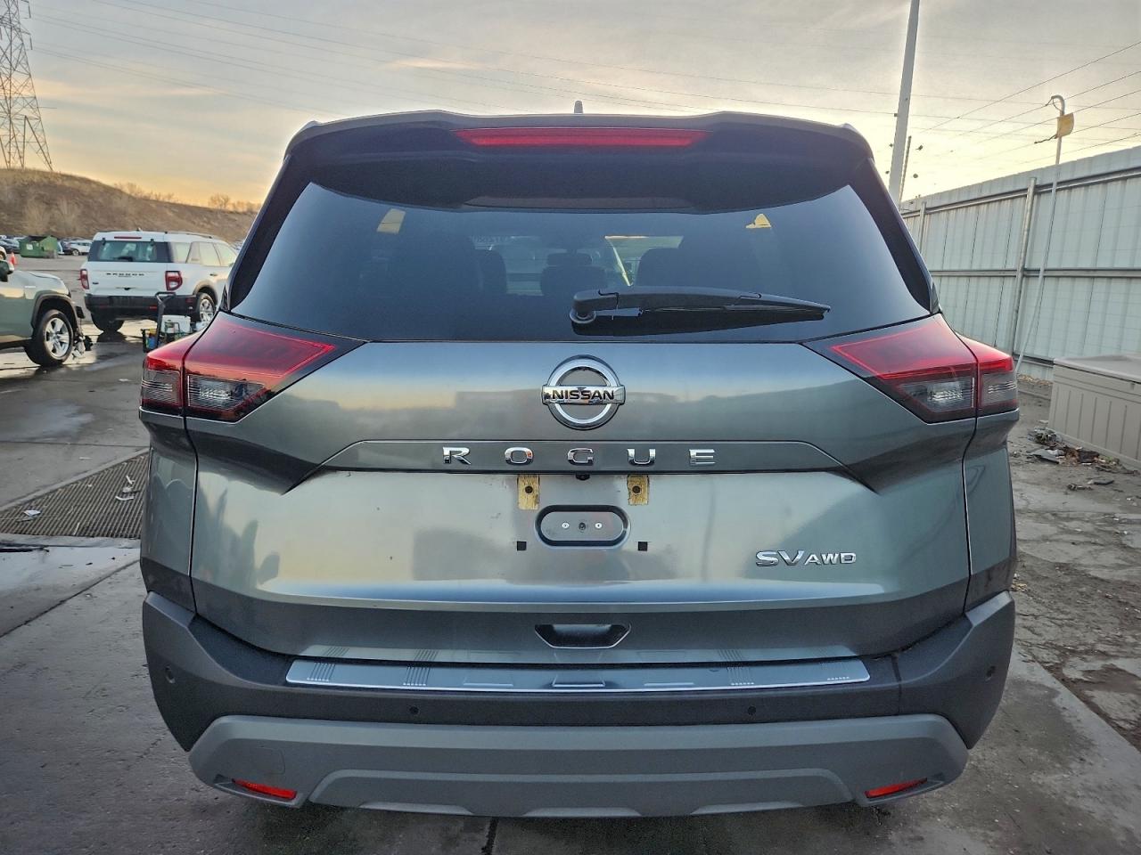 2021 NISSAN ROGUE SV photo 6