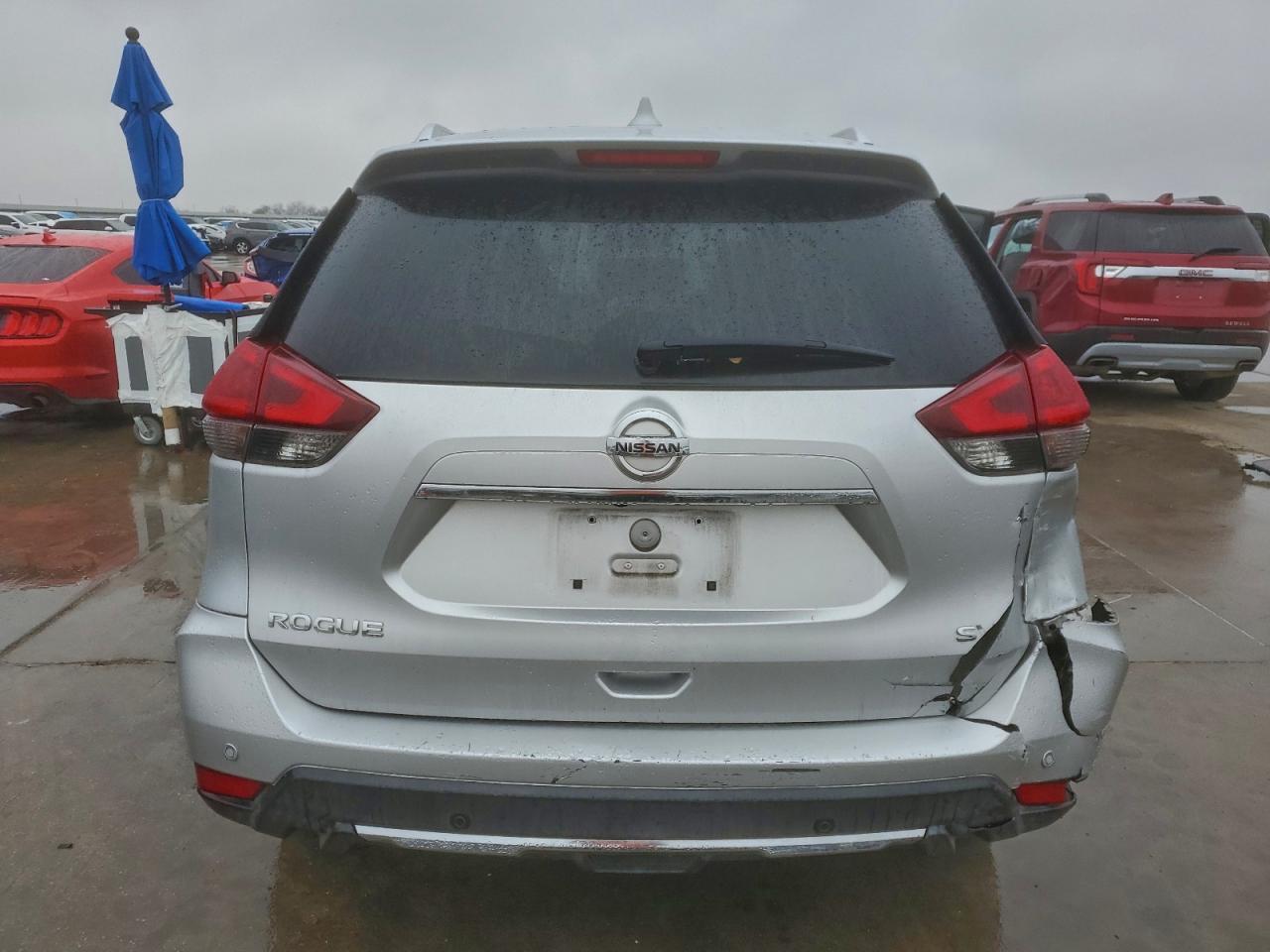2019 NISSAN ROGUE S photo 11