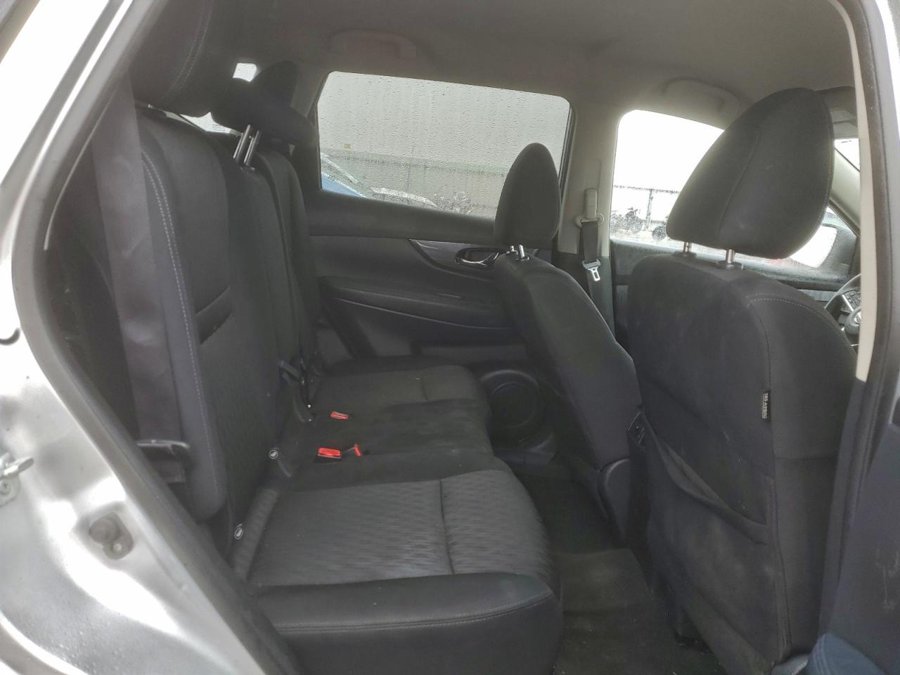 2019 NISSAN ROGUE S photo 21