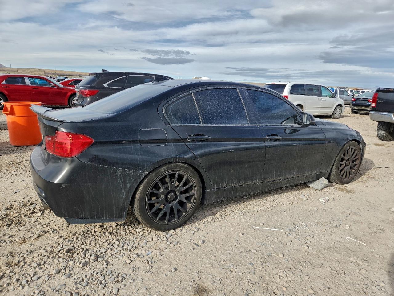 2014 BMW 320 I XDRIVE photo 3