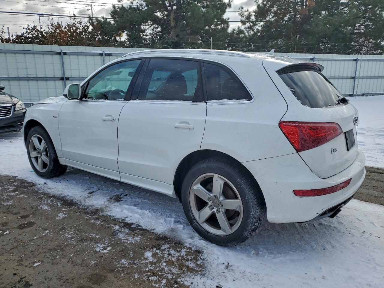 2012 AUDI Q5 PRESTIGE photo 3