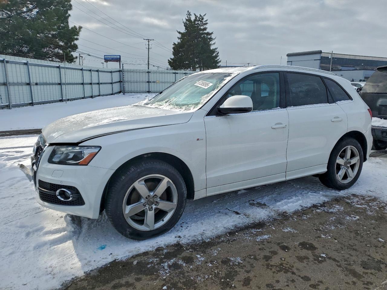 2012 AUDI Q5