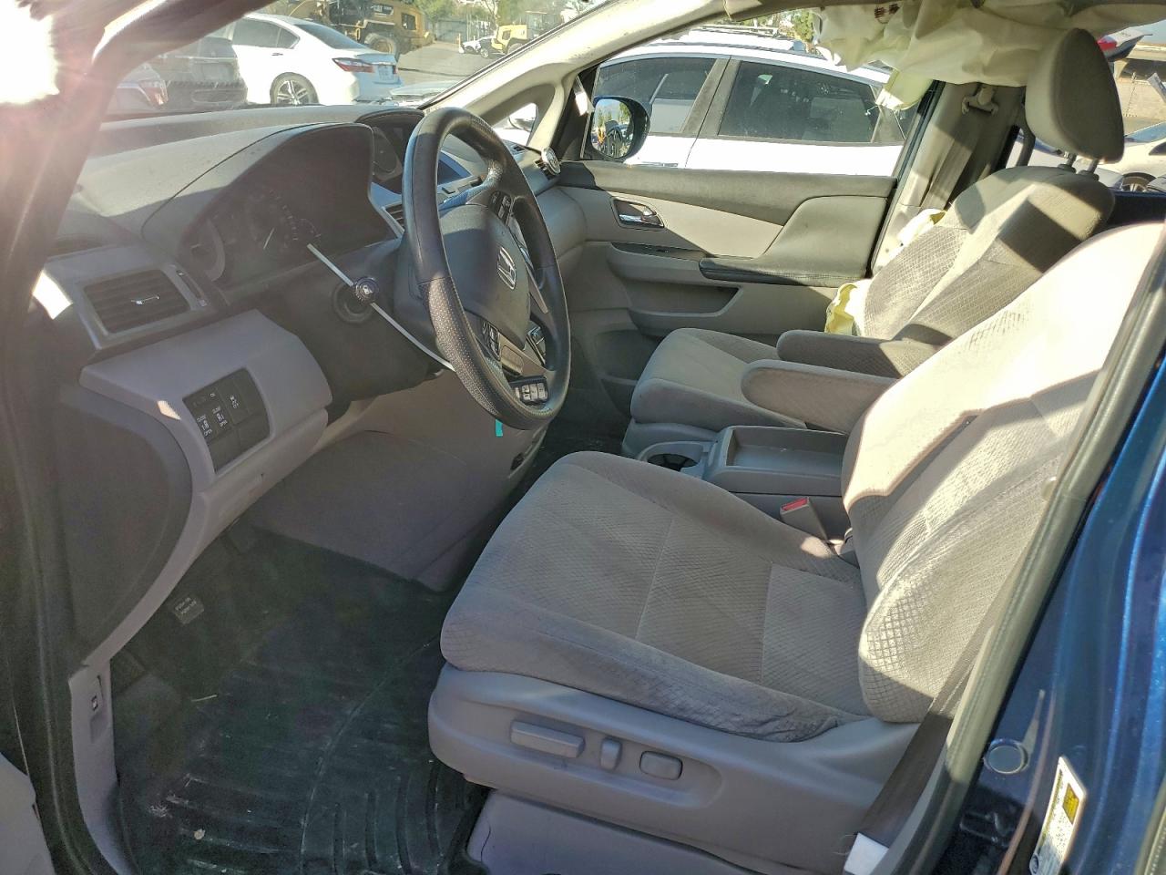 2016 HONDA ODYSSEY SE photo 13