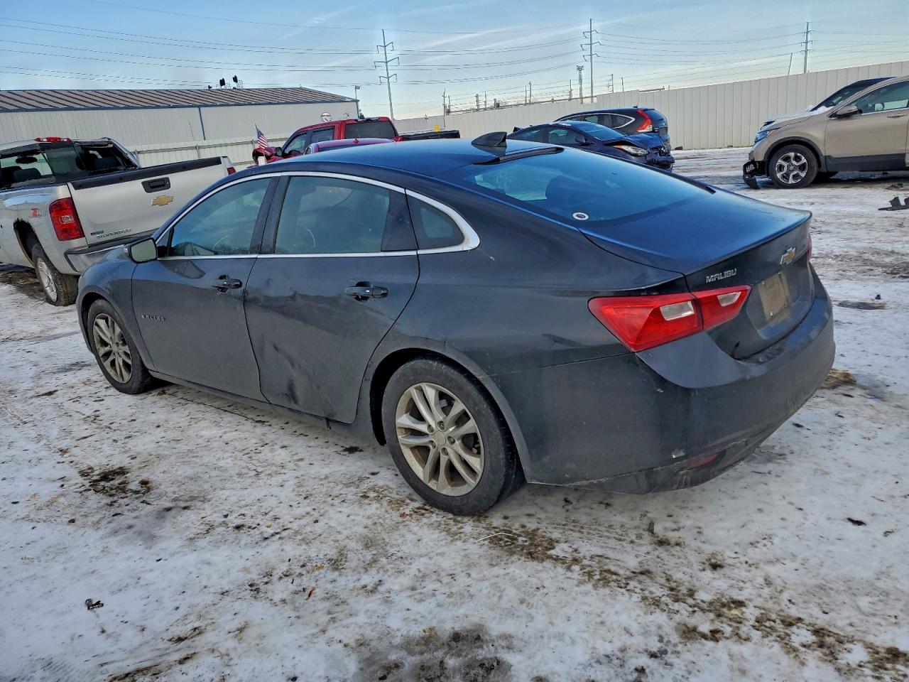 2017 CHEVROLET MALIBU LT photo 4