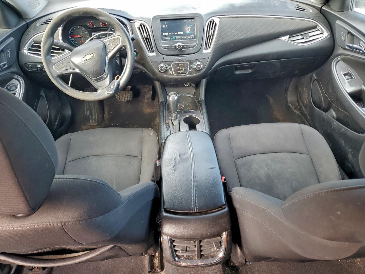 2017 CHEVROLET MALIBU LT photo 22