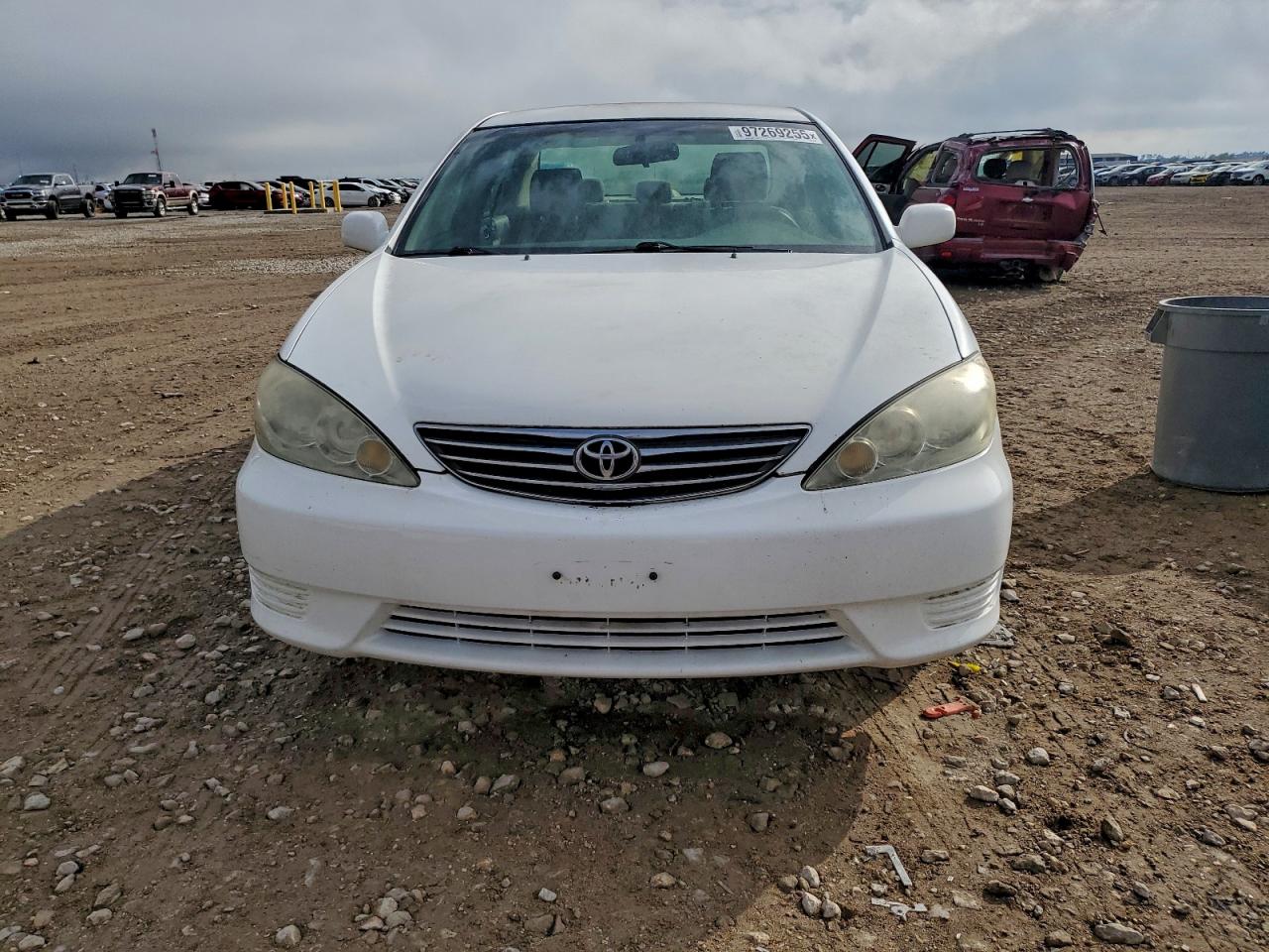 2005 TOYOTA CAMRY LE photo 9