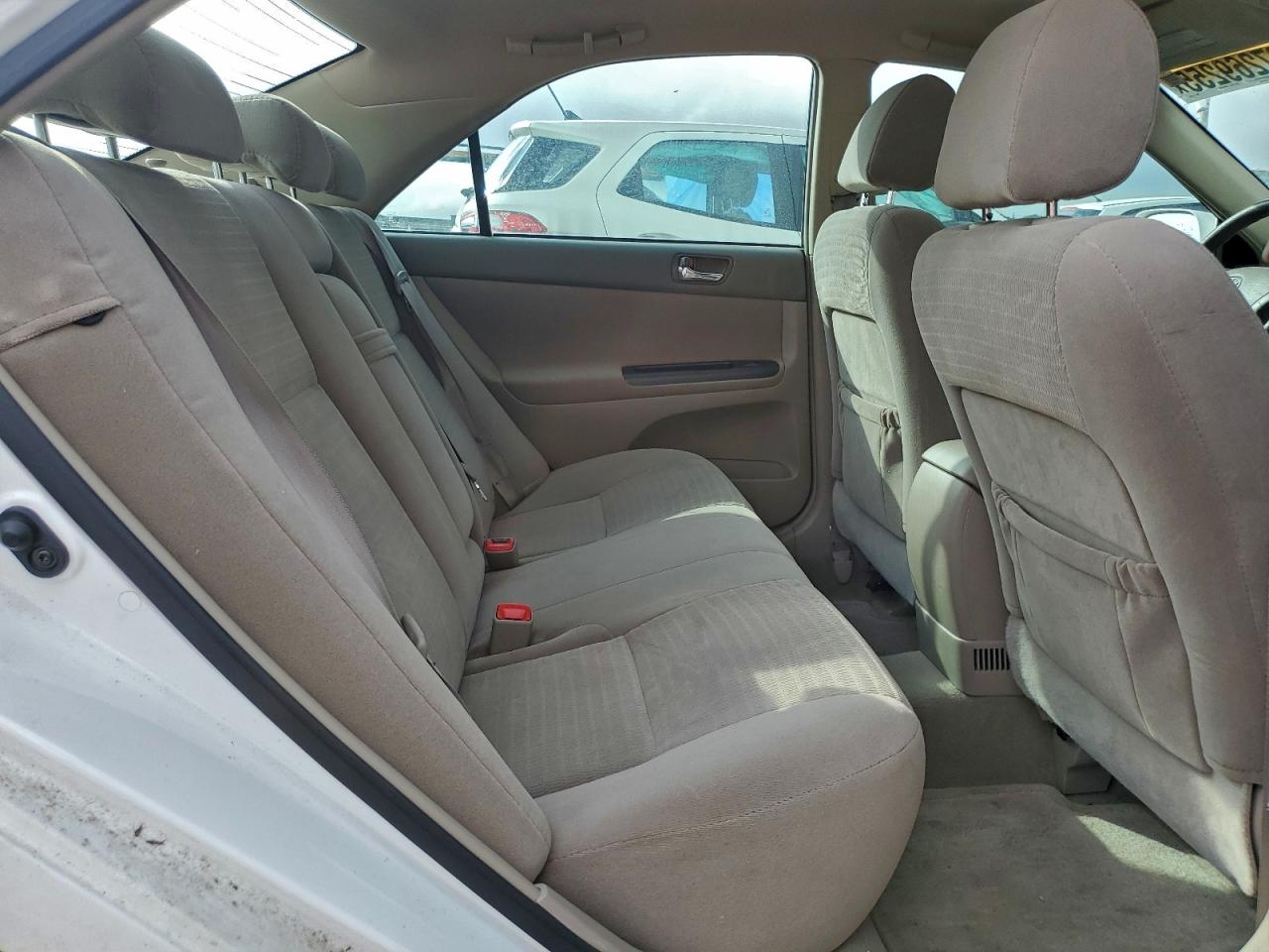 2005 TOYOTA CAMRY LE photo 19