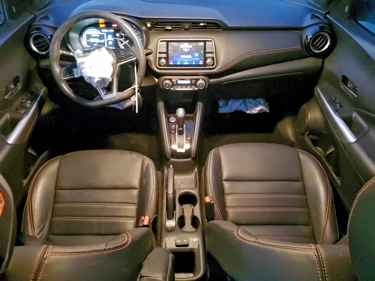 2020 NISSAN KICKS SR photo 15