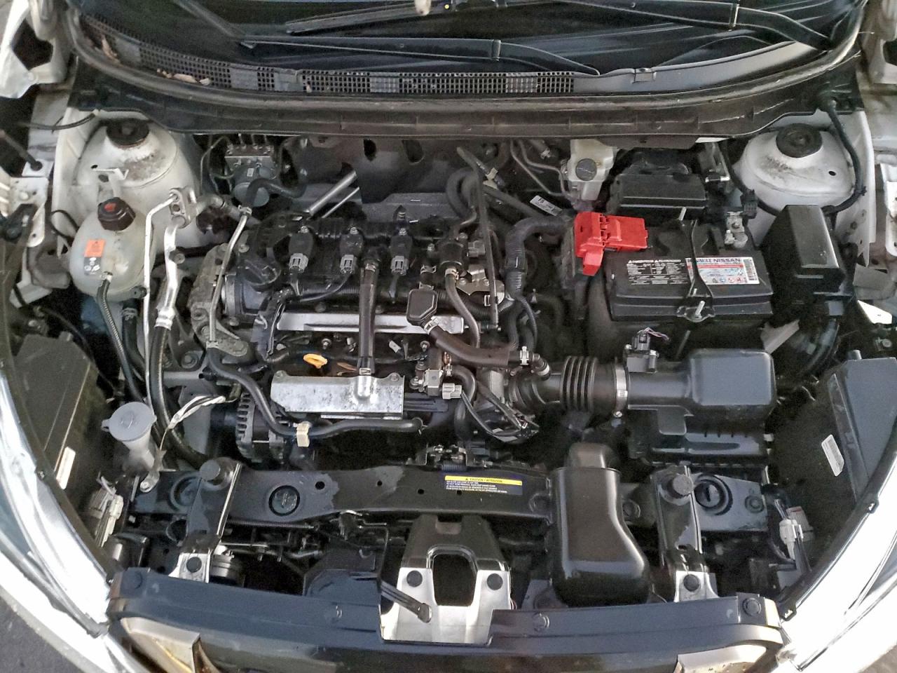 2020 NISSAN KICKS SR photo 23