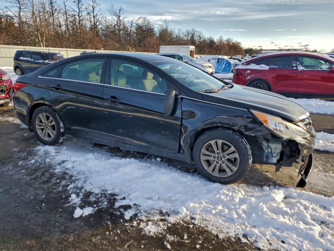 2013 HYUNDAI SONATA GLS photo 4