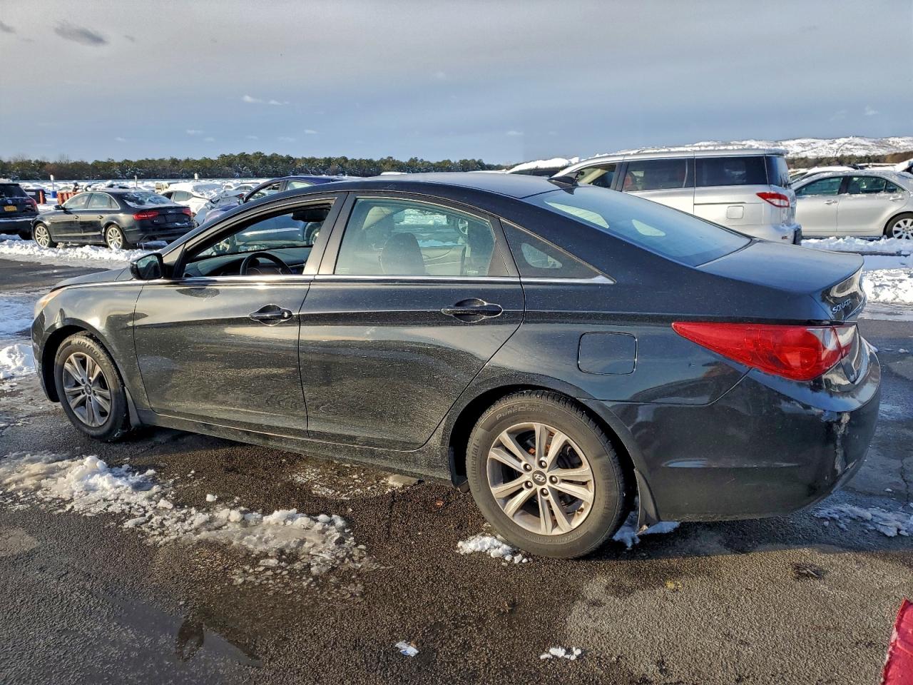 2013 HYUNDAI SONATA GLS photo 2