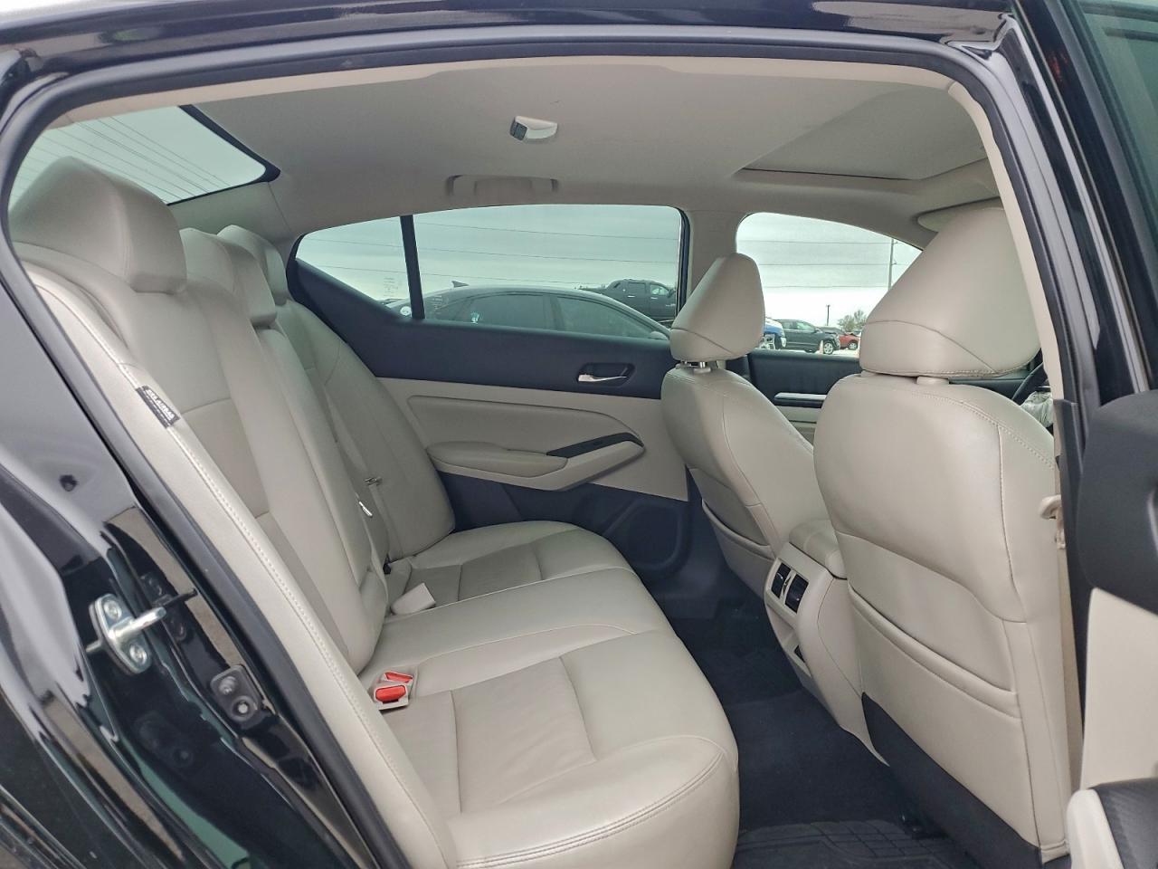 2019 NISSAN ALTIMA SL photo 10